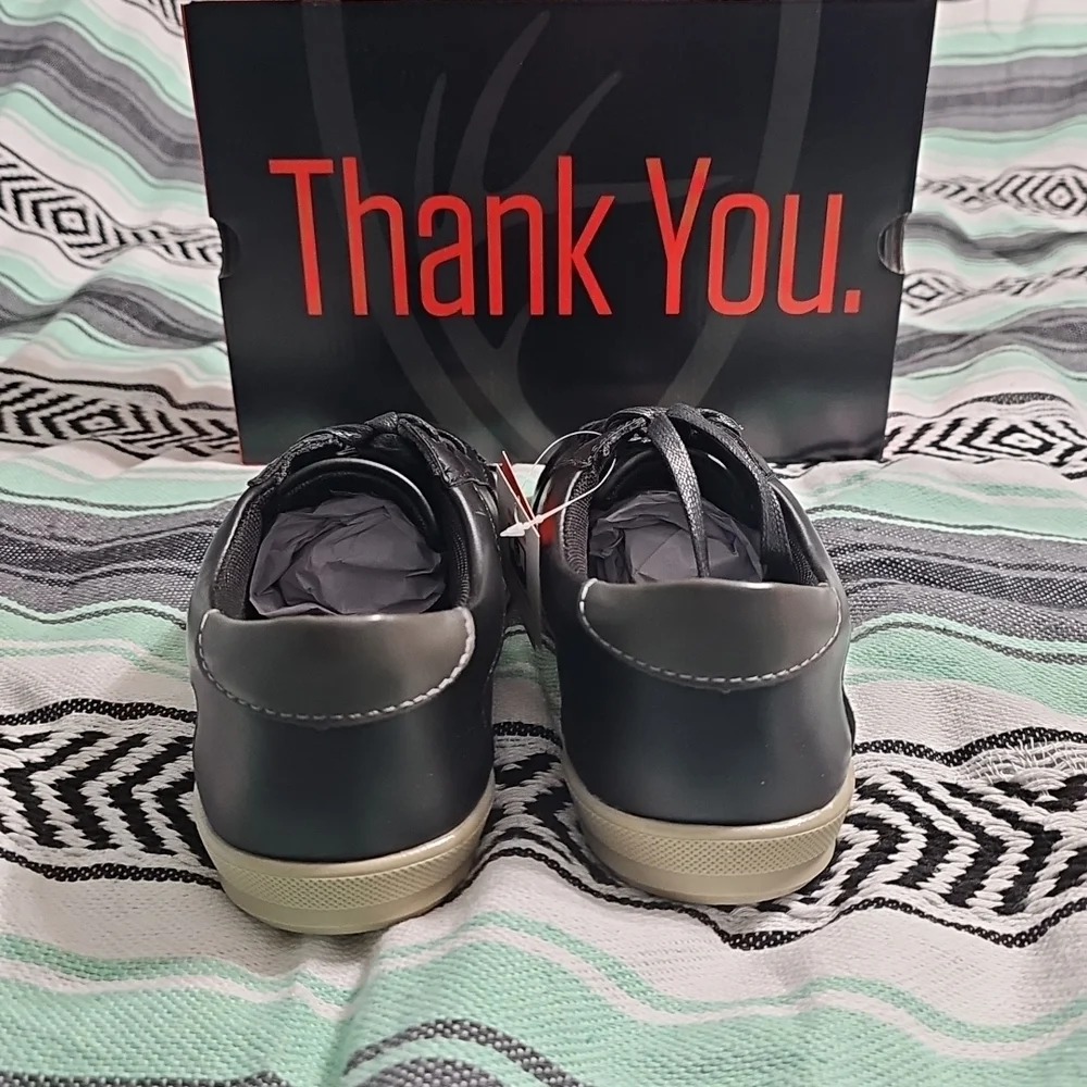 Deer Stags Boy's Joshua Sneaker, Black/Grey, 7M Big Kid NEW In Box‎